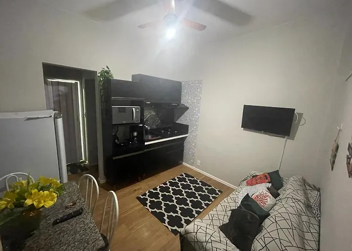Apartamento na Praia do Forte em Cabo Frio apto N113
